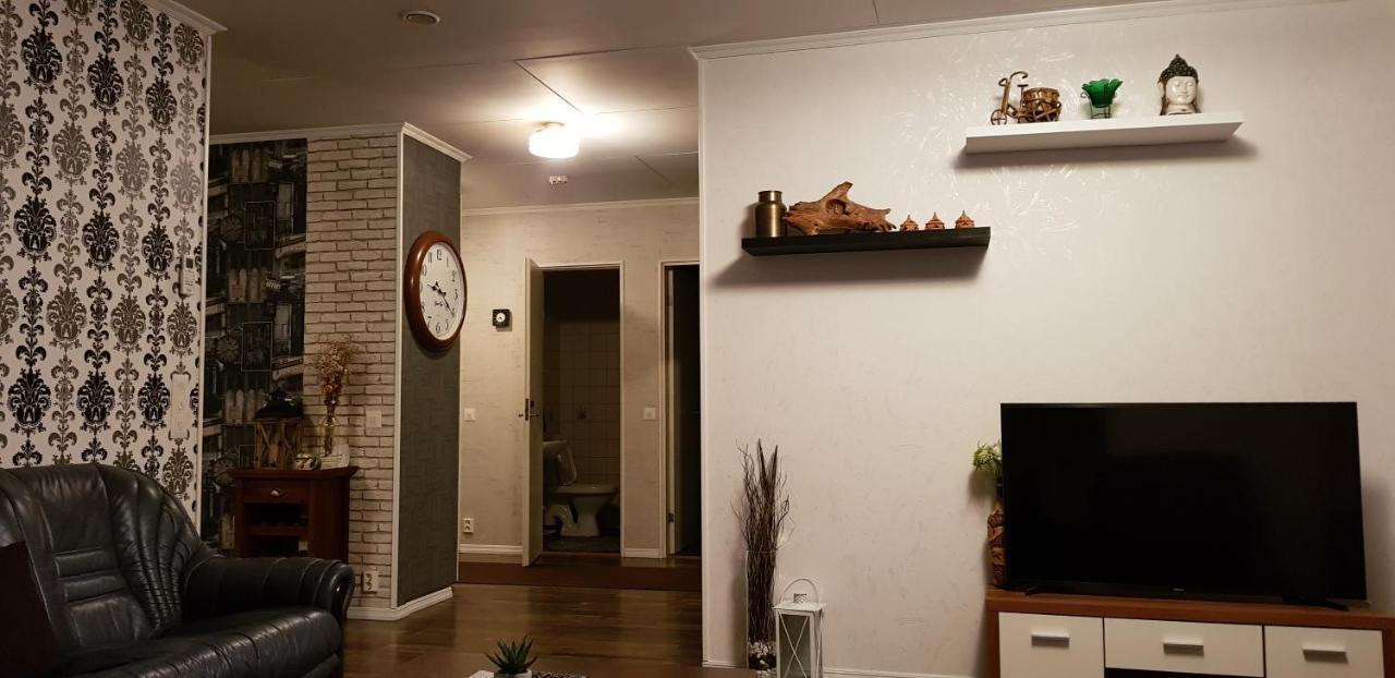 4 Bedrooms Near Center - Kranni Pori Bagian luar foto