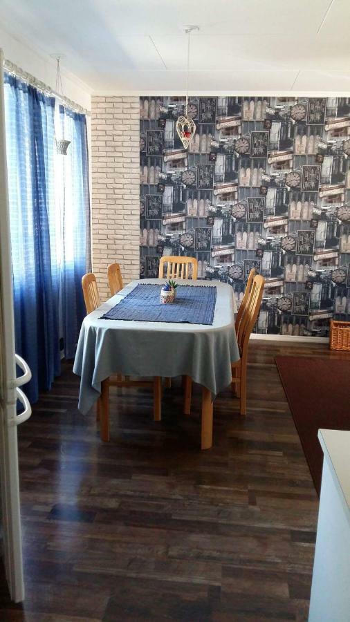 4 Bedrooms Near Center - Kranni Pori Bagian luar foto